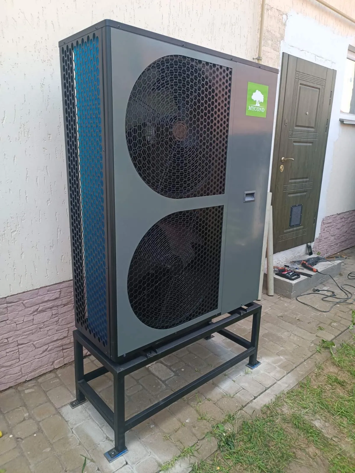 Résidence familiale avec pompe à chaleur Mycond BeeThermic