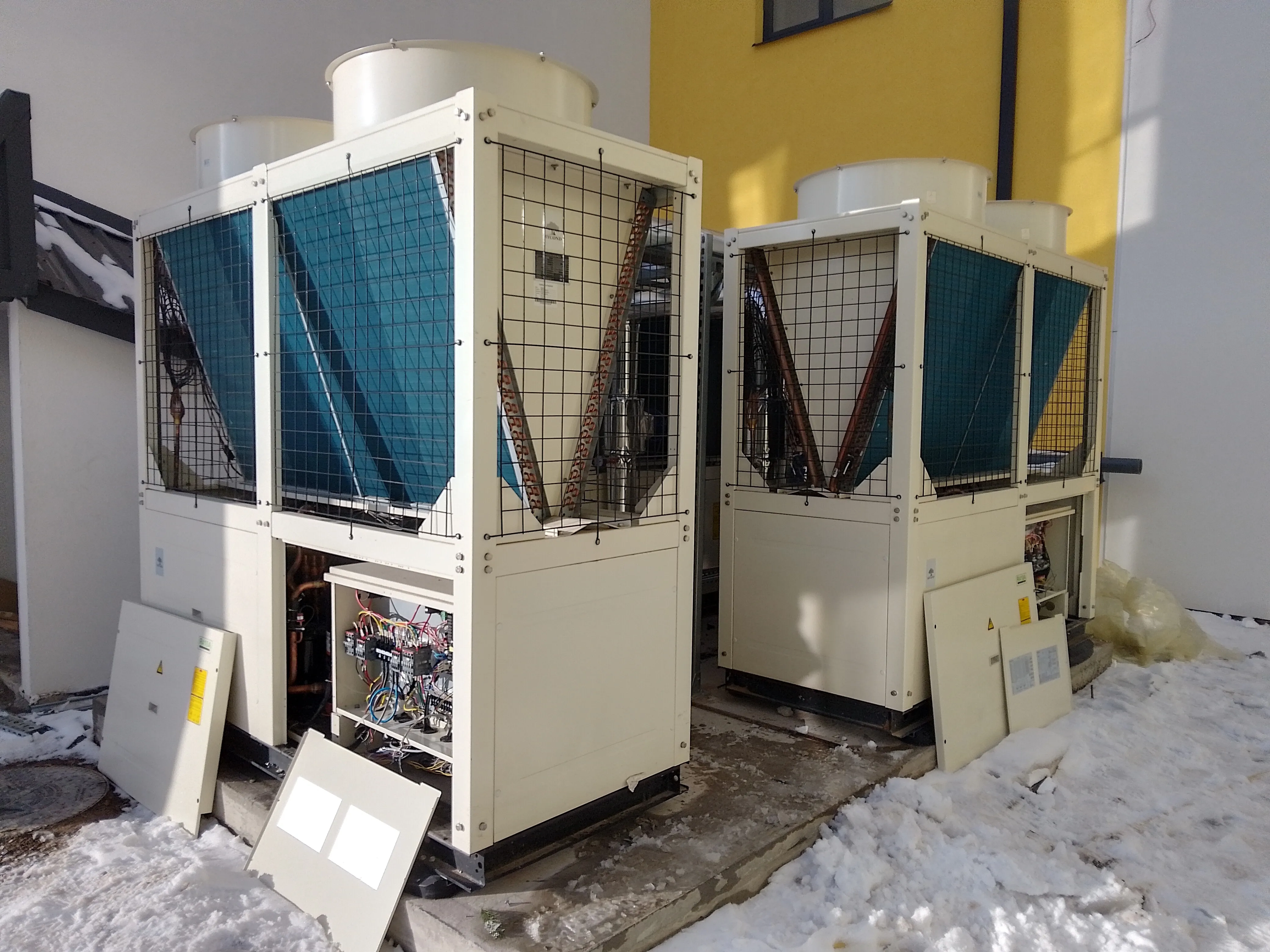 Système de climatisation commerciale alimenté par la pompe à chaleur modulaire Mycond