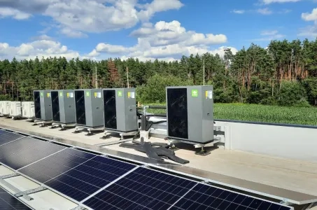 Installation industrielle avec pompe à chaleur Mycond série BeeEco