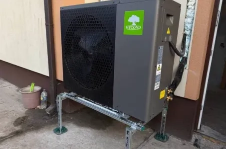 Maison de ville avec pompes à chaleur Mycond Split série BeeHeat