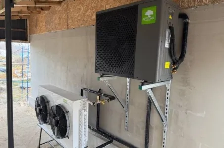 Maison de banlieue avec pompes à chaleur Mycond Split série BeeHeat