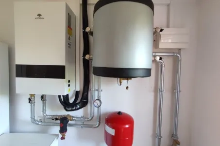 Villa avec pompes à chaleur Mycond Split BeeHeat MHS-N14BH/MHS-U14BH