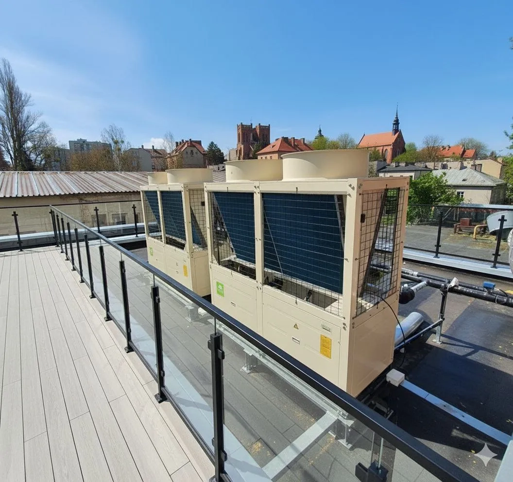 Pompes à chaleur modulaires pour le chauffage des hôtels, exemple Mycond MCU‑YHE